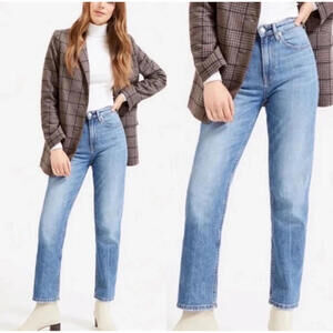 Everlane The High-Rise Straight Jean – Light Wash (26 Ankle, EUC)